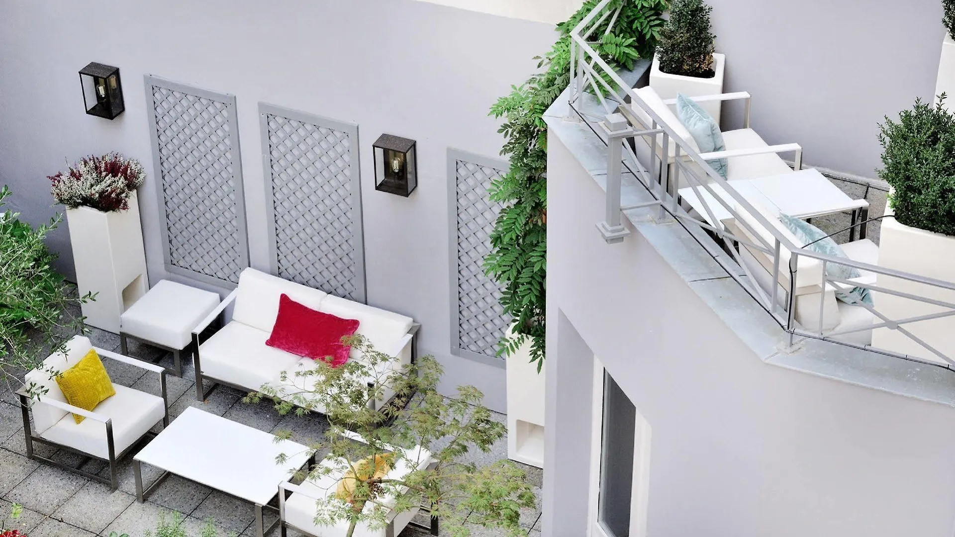Baume 4* Paris